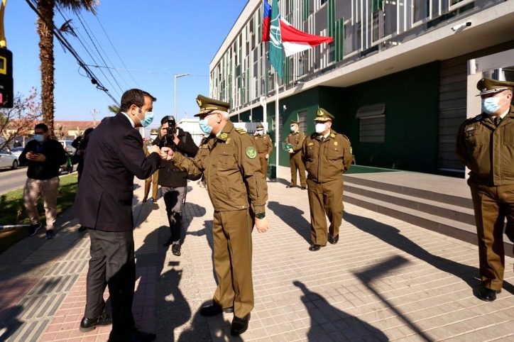 Ministro Delgado y General Director inauguran edificio de la 4ta Comisaría de Rengo