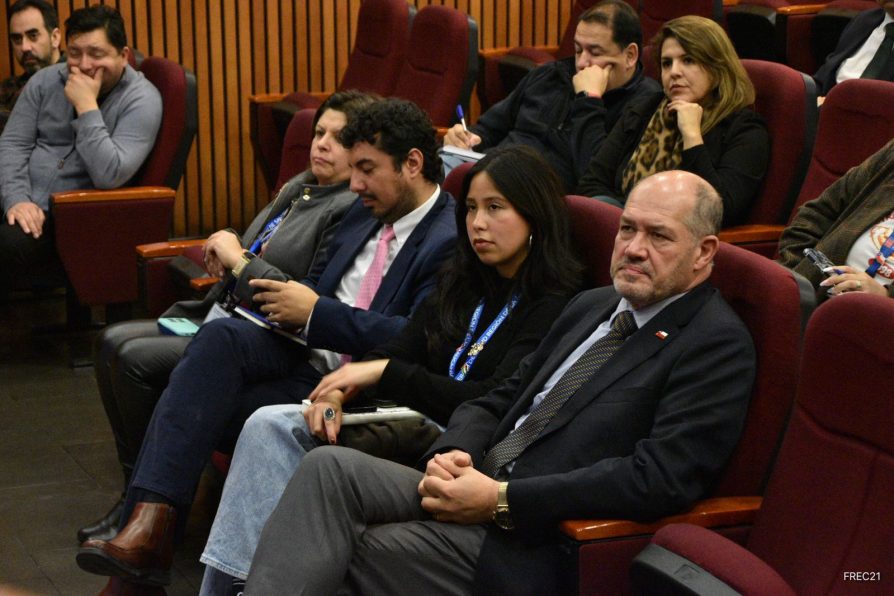 Coordinación regional: Delegado y Seremi de Gobierno se reúnen con periodistas de servicios