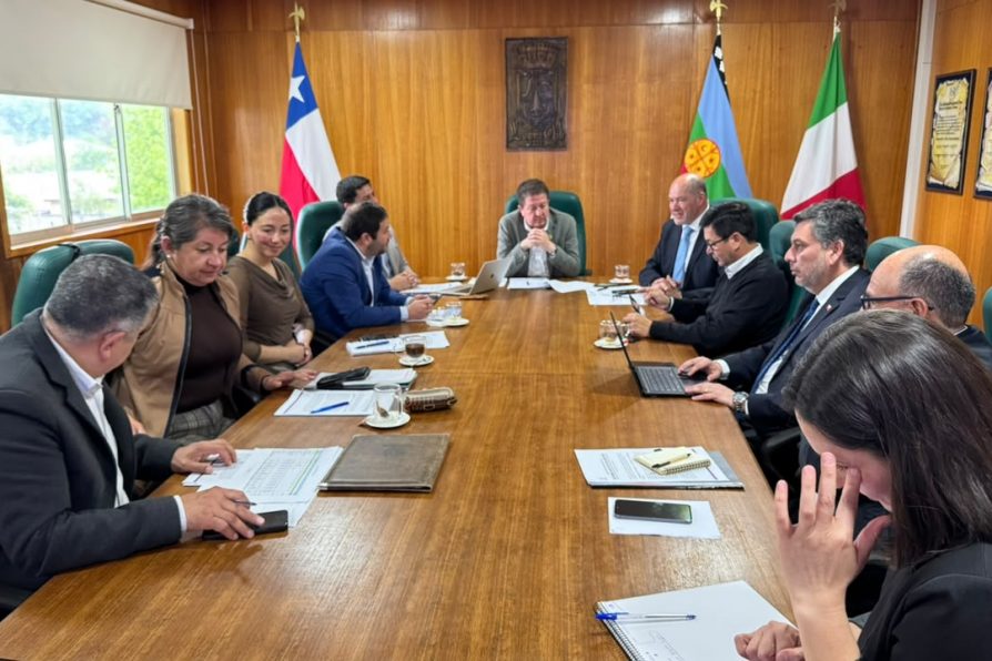 BUENAS NOTICIAS PARA NAHUELBUTA: DELEGADO LJUBETIC SE REÚNE CON ASOCIACIÓN DE MUNICIPIOS Y ANUNCIA RS PARA MEJORAR RUTA QUE CONECTA LOS SAUCES Y TRAIGUÉN